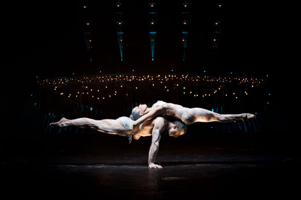 Cirque-Du-Soleil-Quidam-Royal-Albert-Hall_cropped